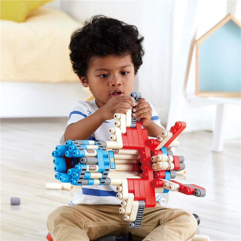 Hape PolyM Adventure Rocket | 138 Piece Building Brick Rocket Toy Set dengan Figurines & Accessories